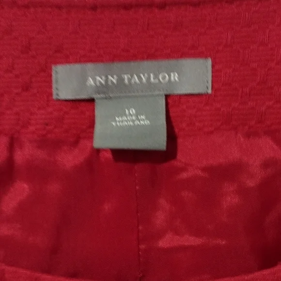 Ann Taylor fuchsia blazer size 10 - Picture 3 of 3